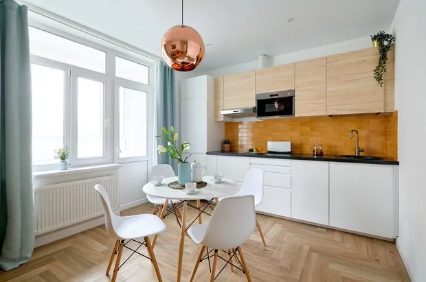 Foto: Cocina y comedor en estilo moderno, minimalismo, consejos, #cómoahorrar – foto en nuestro sitio web