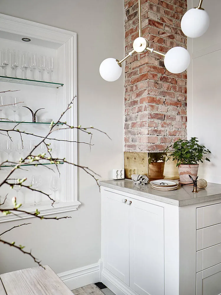 照片：厨房和餐厅，极简主义、阁楼、现代、混合装饰、公寓，瑞典，装饰、家具和灯光、白色、哥德堡、1室、最多40平方米，艾玛·菲舍尔 – 我们网站上的照片