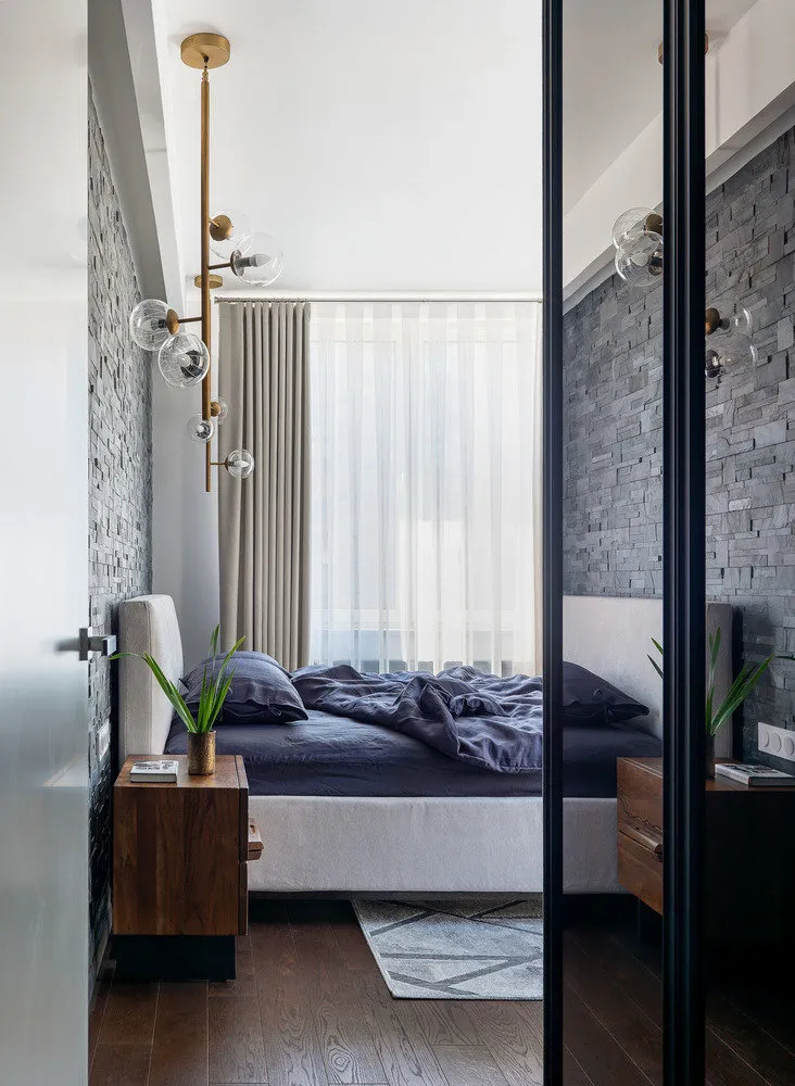 照片：极简风格卧室，指南，室内百科全书，基里尔·波诺马连科，TaupeHome，叶夫根尼娅·马卡罗娃，玛琳娜·卡拉金娜，尼娜·伊万琴科，叶莲娜·捷普洛娃 – 我们网站上的照片