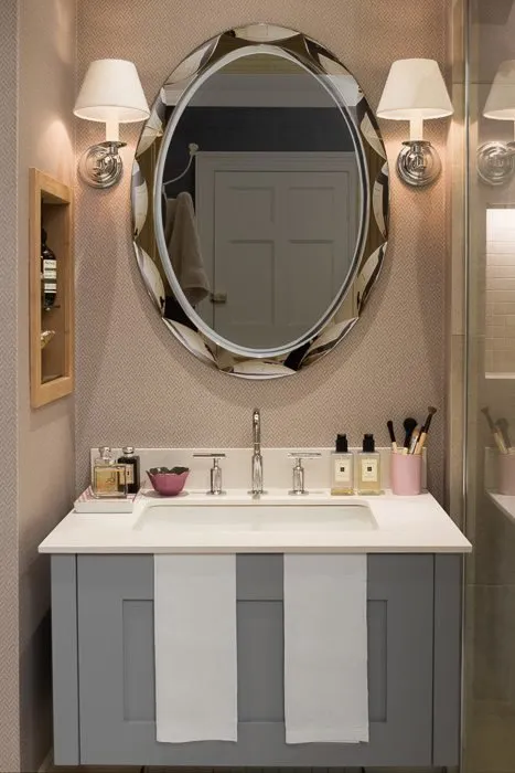 照片：现代风格浴室，室内装饰，公寓，英格兰 – 我们网站上的照片