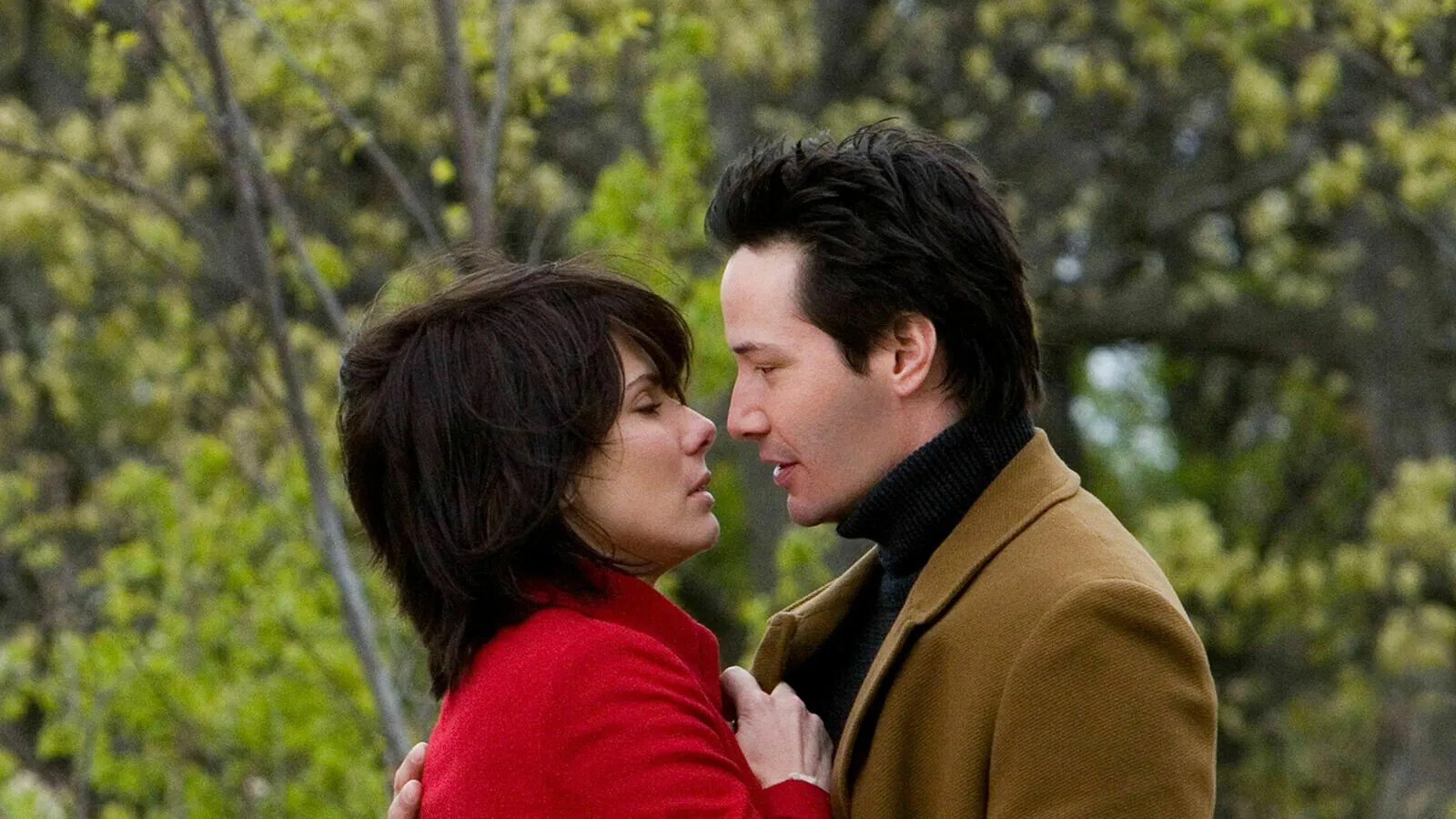 Frame from the movie "The Lake House" (2006)