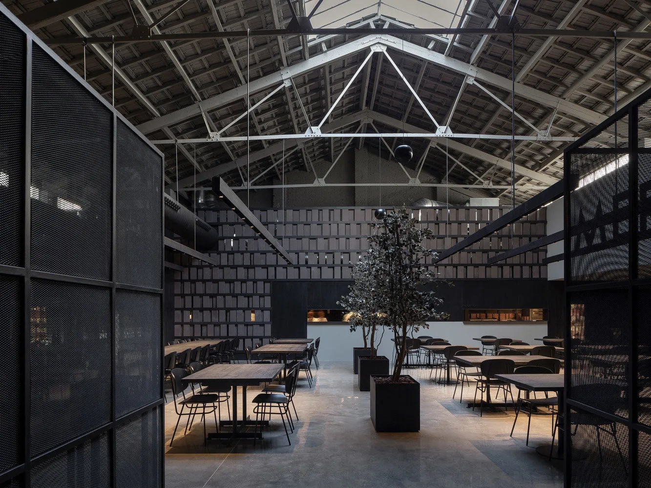 Ресторан Mercato в Барселоне. Д Дизайн: Francesc Rife Studio