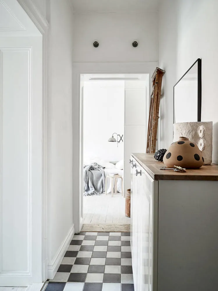 照片：门厅，北欧、阁楼、现代、混合装饰、公寓，瑞典，装饰、家具和灯光、白色、极简主义、哥德堡、1室、最多40平方米，艾玛·菲舍尔 – 我们网站上的照片