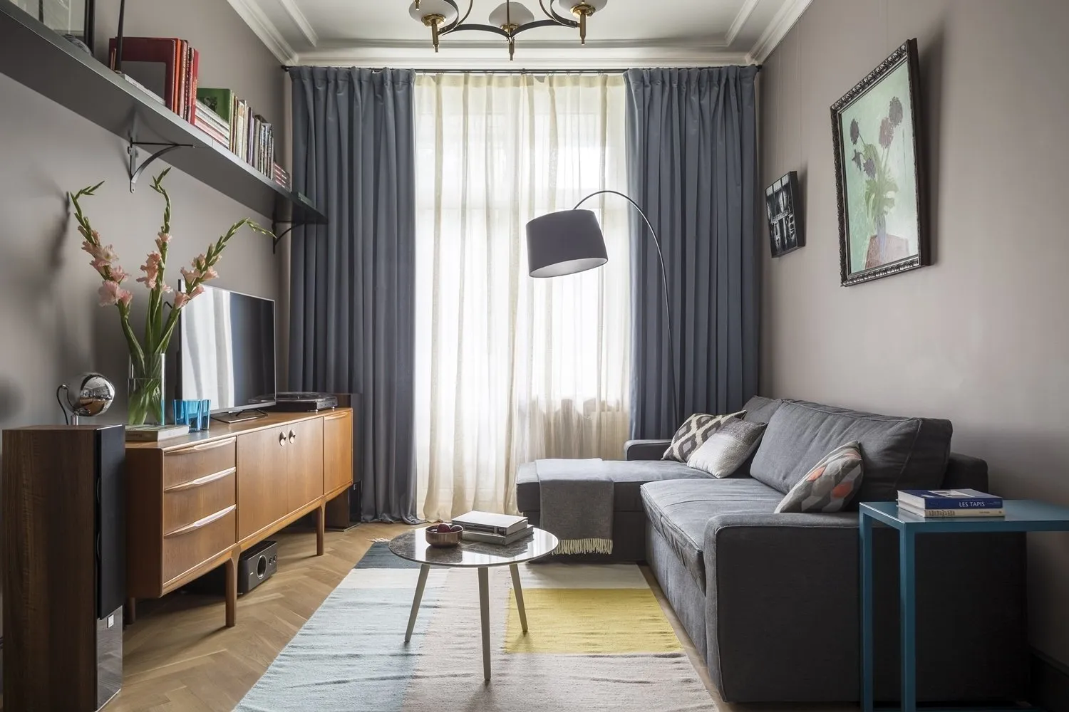 Photo: Living room in Scandinavian style, Gid, Elena Zufarova, Stalin apartment, Natalia Solo, Alena Chmeleva, Natalia Merdina, SODA – photo on our website