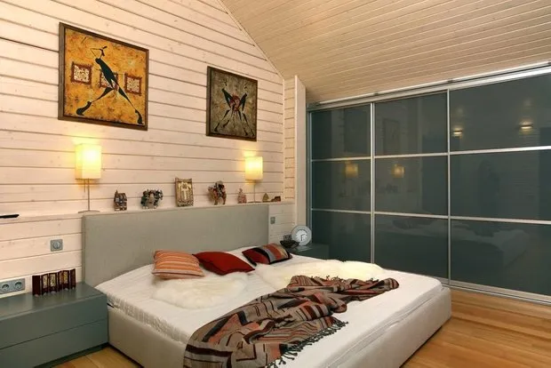 照片:生态风格卧室,斯堪的纳维亚,现代,室内装饰,房屋,装饰,家具和灯光,技巧,小屋,庄园,小木屋,住宅和小屋,室内百科全书 – 网站上的照片