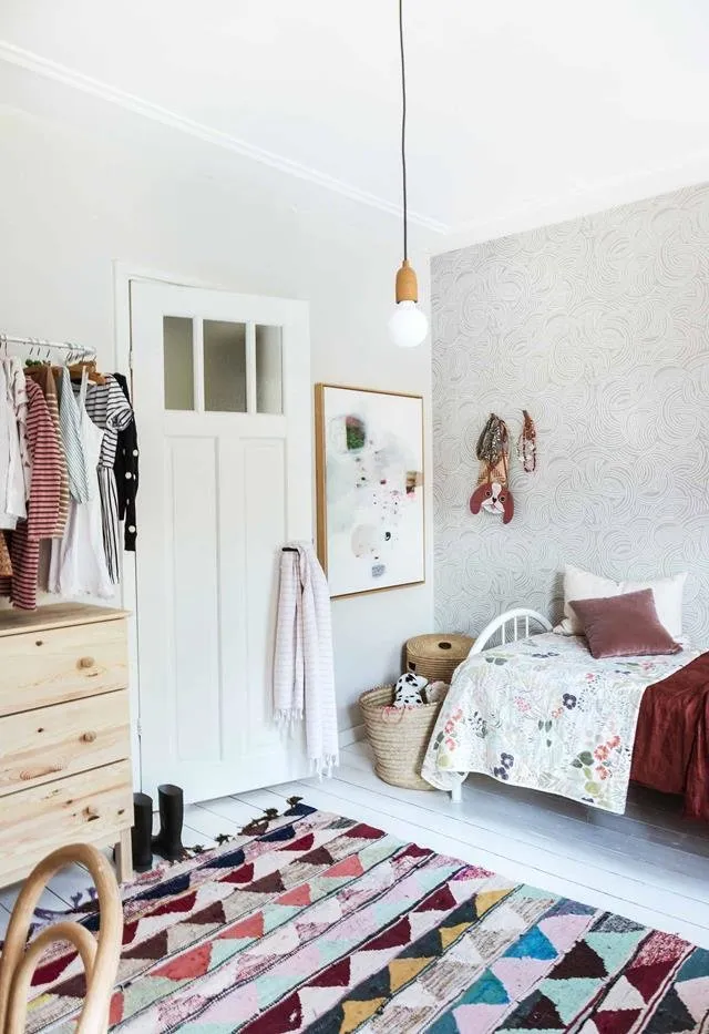 图片：儿童房北欧风格，米色，灰色，房屋和小屋——我们网站上的照片