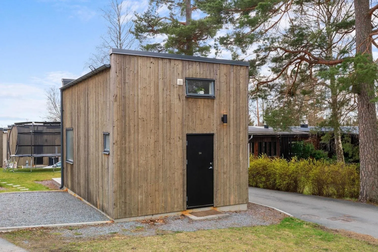 照片:白色、黑色、灰色,房屋与小屋,面积小于40平方米 – 我们网站上的照片