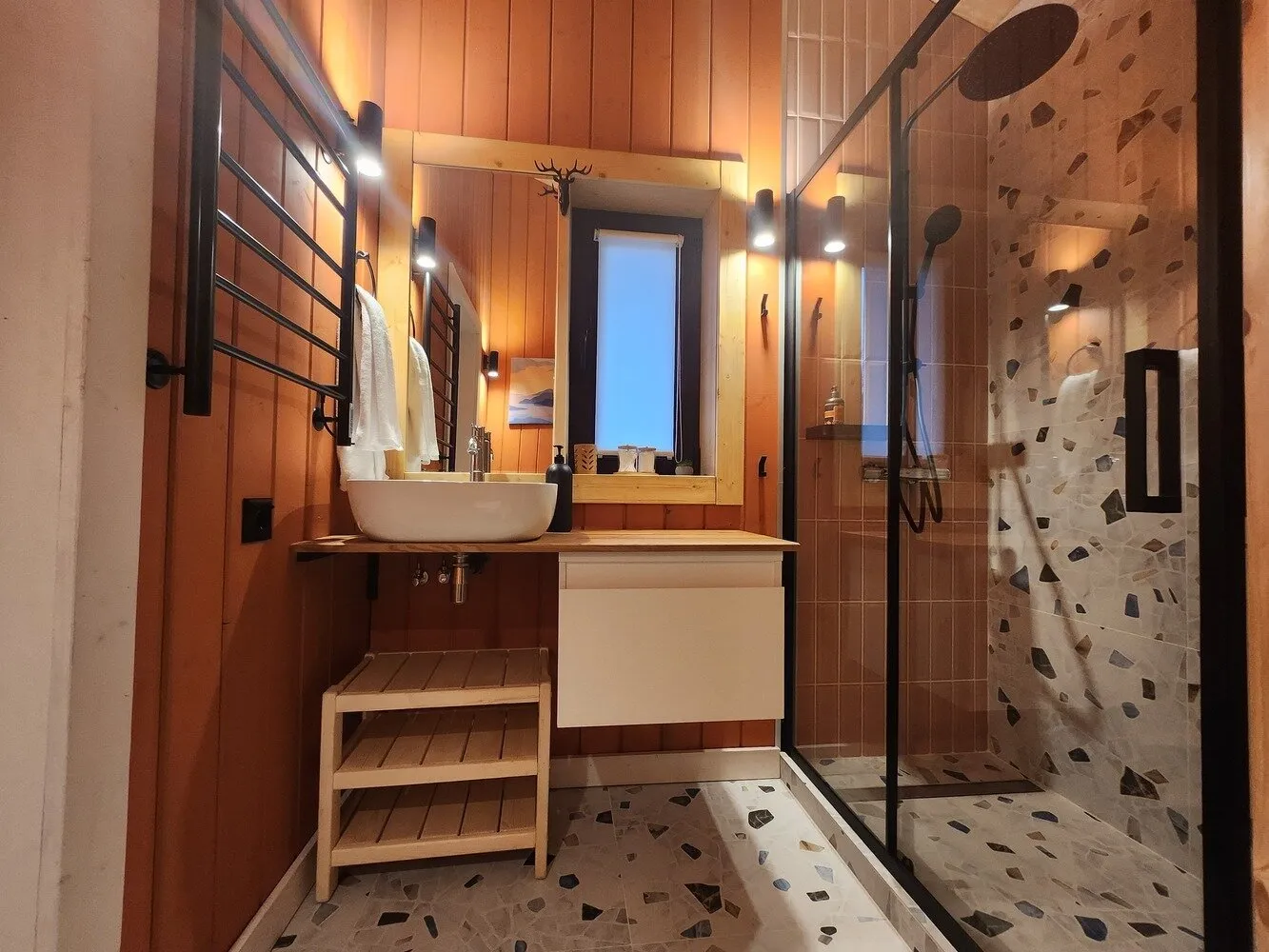 Foto: estilo , Casa, Proyecto del día, Casa y finca, 4 habitaciones o más, Más de 90 metros cuadrados, Karelia, moderno con elementos de minimalismo y estilo escandinavo, Ekaterina Zelenovskaya – foto en nuestro sitio web