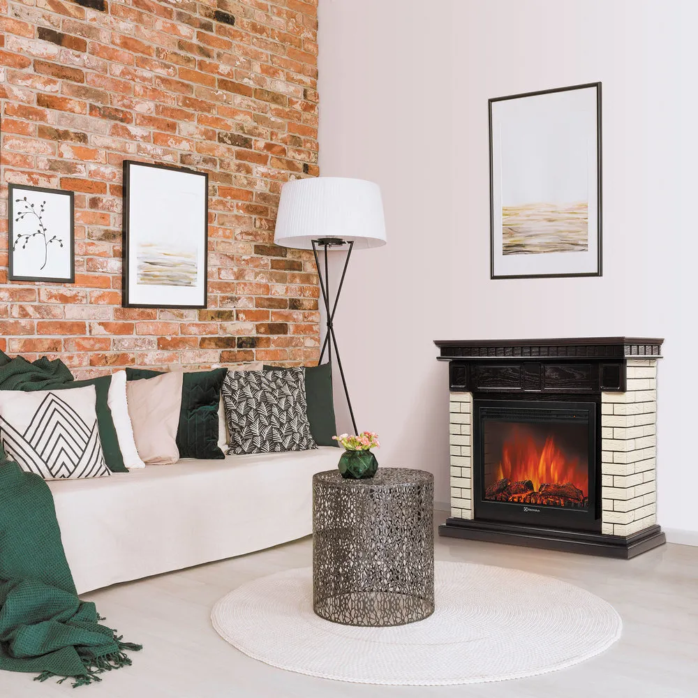 照片:北欧风格客厅,技巧,室内设计中的电暖炉,城市公寓壁炉,公寓壁炉——我们网站上的照片