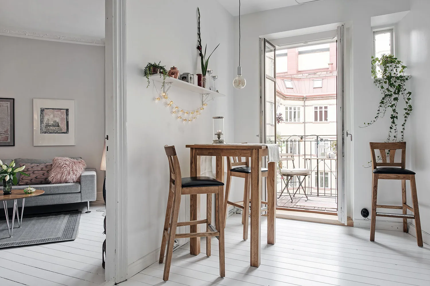 照片：北欧风格厨房和餐厅，室内装饰，公寓，瑞典，1室，不超过40平方米 – 我们网站上的照片