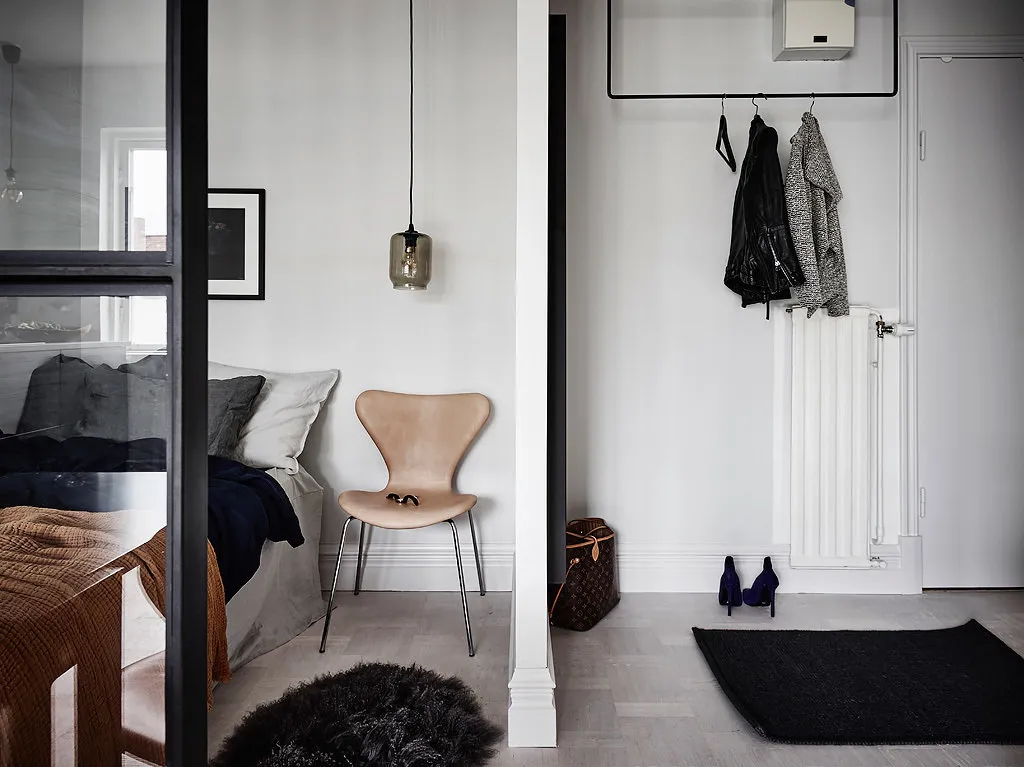 Фотография: Спальня в стиле Скандинавский, Декор интерьера, Квартира, Студия, до 40 метров – фото на нашем сайте