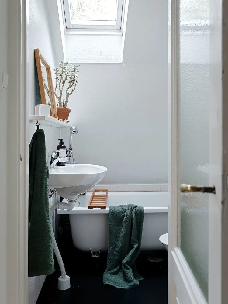 照片：斯堪的纳维亚风格、极简主义、房屋和小屋，4人或以上，超过90平方米 – 我们网站上的照片