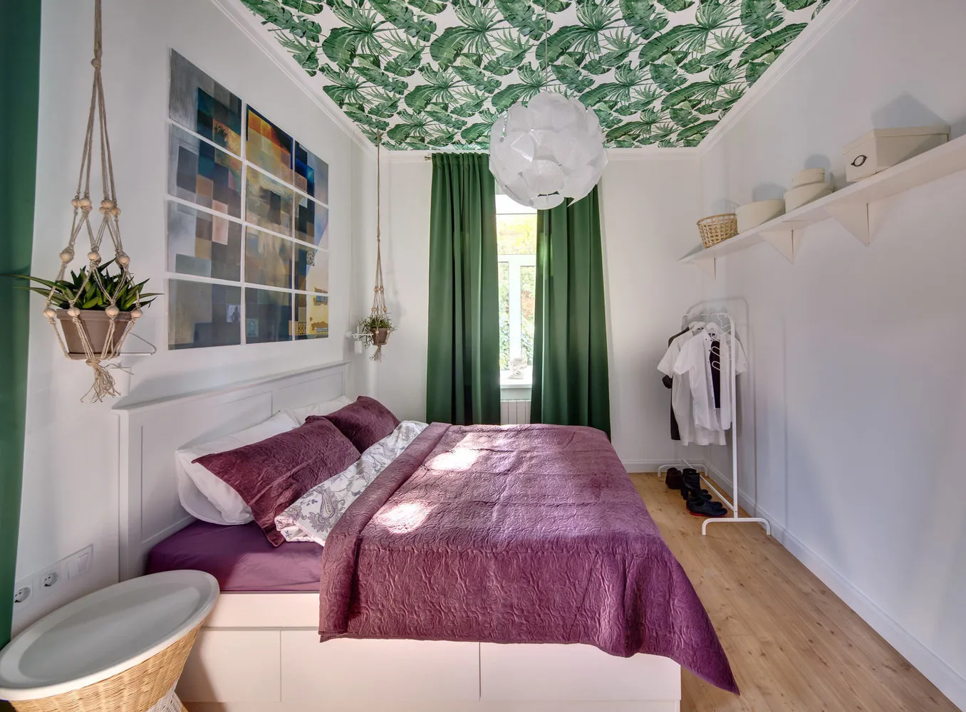 Дизайнер: https://www.inmyroom.ru/users/zhenya-zhdanova