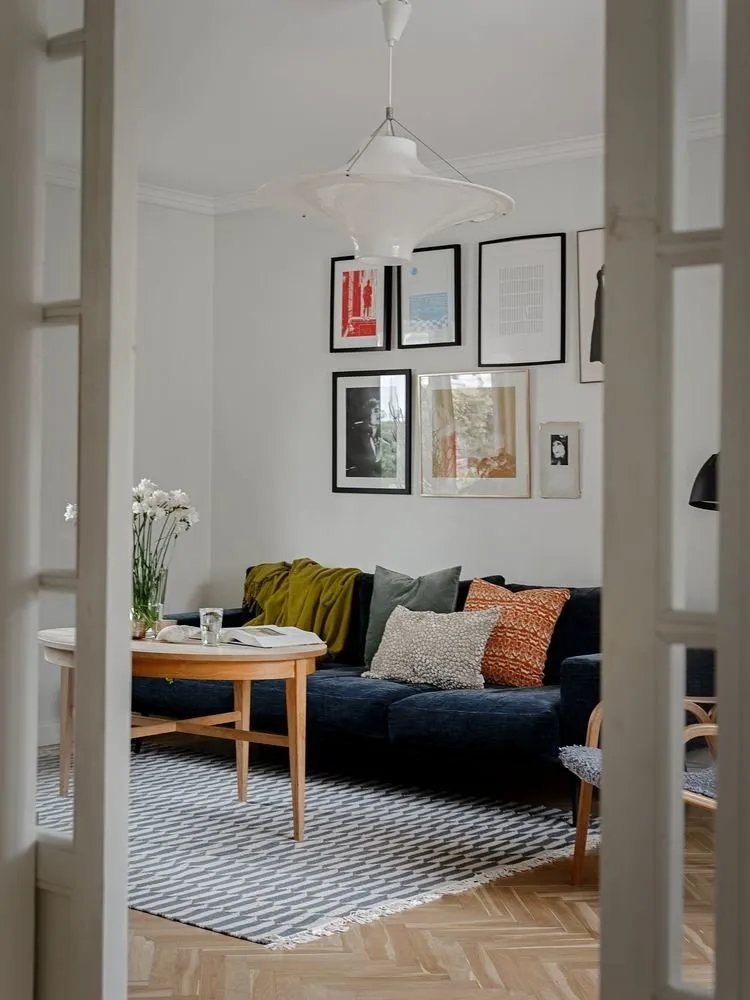 照片：斯堪的纳维亚风格、极简主义、房屋和小屋，4人或以上，超过90平方米 – 我们网站上的照片