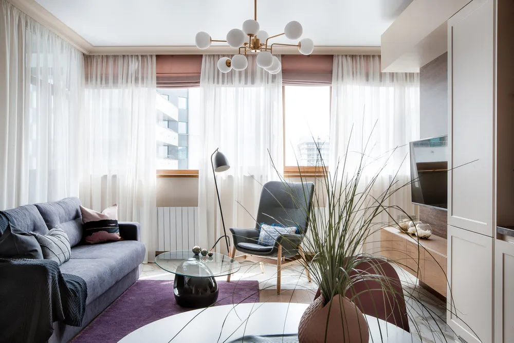 照片：现代风格客厅，公寓改造，叶卡捷琳堡，亚历山德拉·尼古林娜，1室，60-90平方米 – 网站上的照片