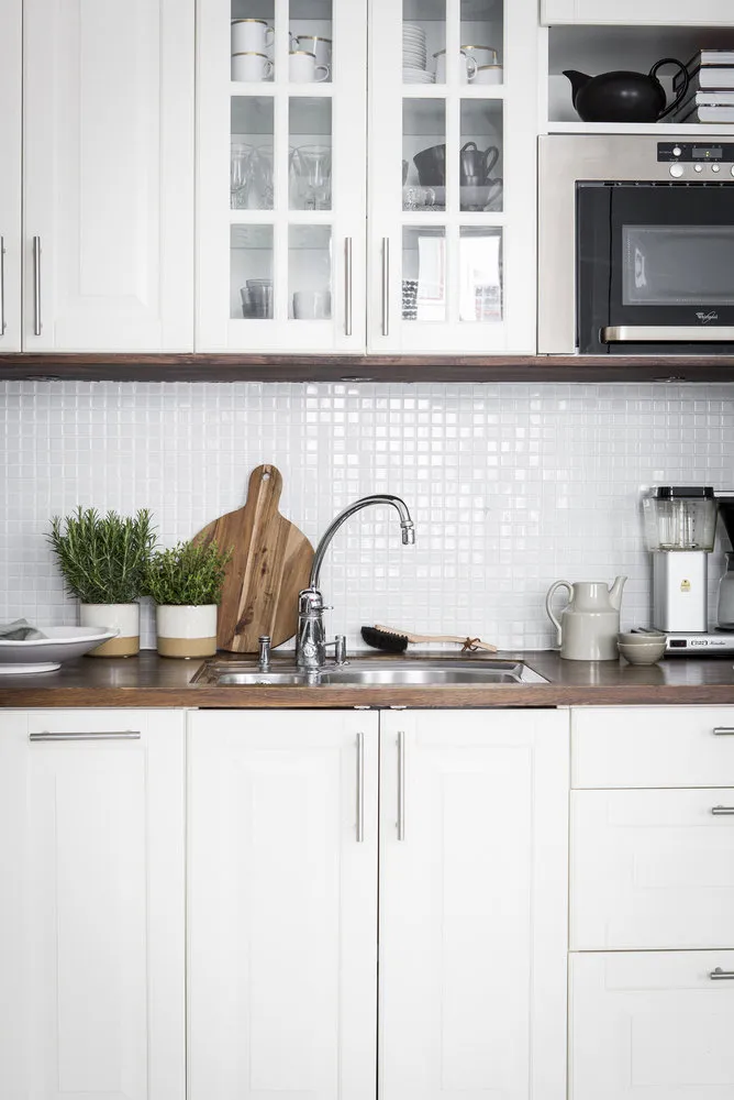 照片:厨房和餐厅斯堪的纳维亚风格、装饰与DIY,公寓,瑞典,白色,哥德堡,2室,40-60平方米 – 我们网站上的照片