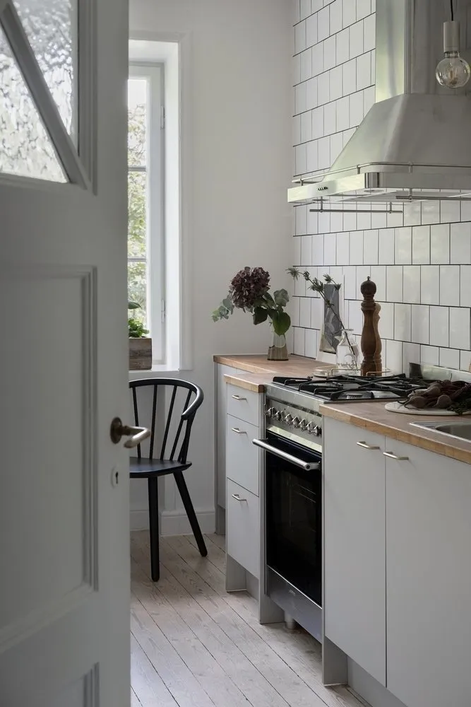 Фотография: Кухня и столовая в стиле Скандинавский, Советы – фото на нашем сайте