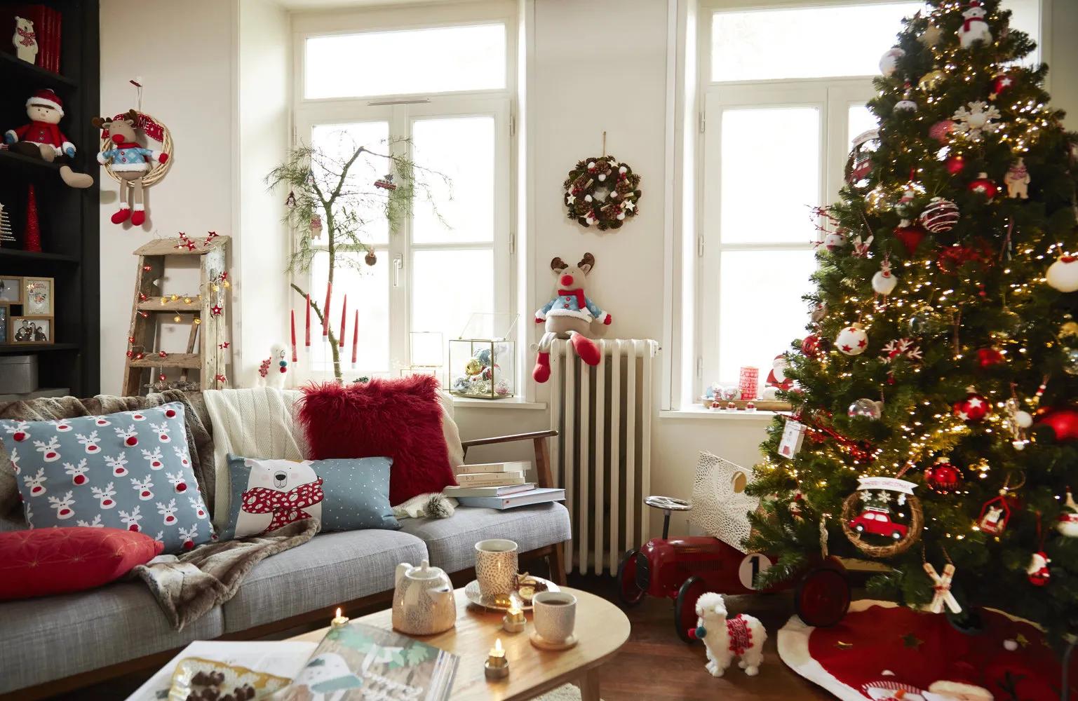 Photo: Living room in Modern style, Interior decoration, Color schemes for interior, Holiday interior decoration, Ashan – photo on our website