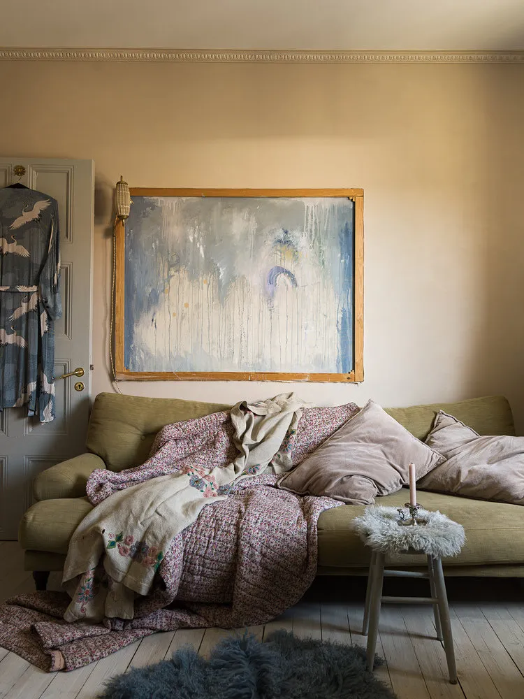 照片：普罗旺斯与乡村风格客厅，室内装饰，公寓，装饰，白色、米色、粉色，3室，40-60平方米 – 网站上的照片