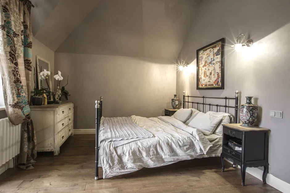 设计：维拉·萨韦利耶娃