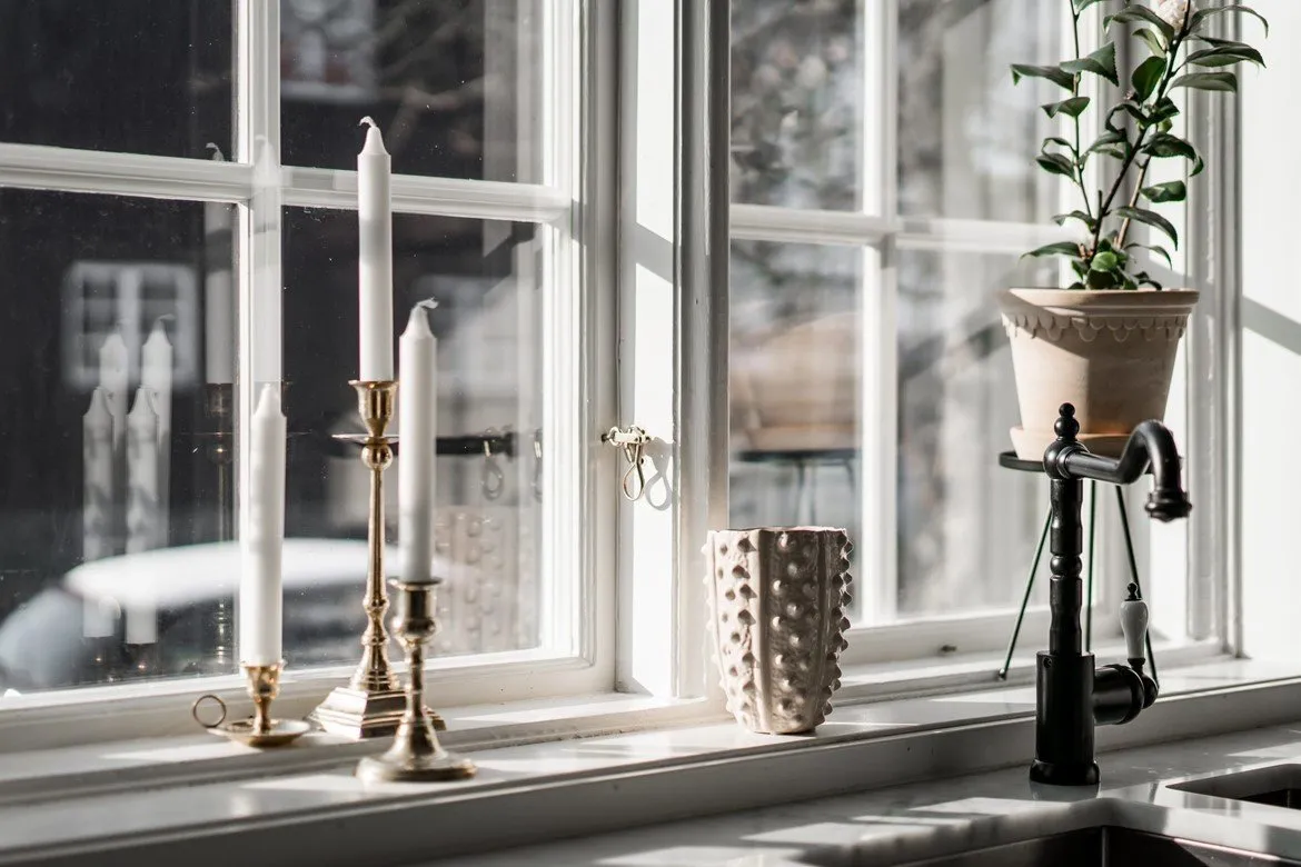 照片:普罗旺斯与乡村风格浴室,北欧现代风格,室内装饰,房屋,瑞典,灰色,哥德堡,中性色调装修,如何以现代风格布置房屋,4间及以上,90平方米以上 – 网站照片