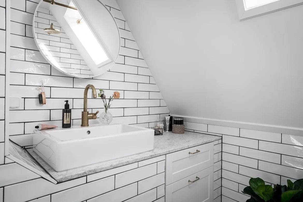 照片:北欧现代风格浴室,室内装饰,房屋,瑞典,灰色,哥德堡,中性色调装修,如何以现代风格布置房屋,4间及以上,90平方米以上 – 网站照片