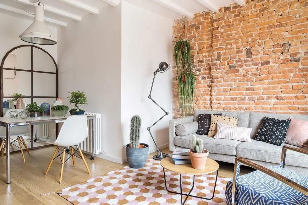 Photo: Living Room in Loft, Eclecticism, Interior Decoration, Spain, Vintage, How to Decorate an Interior in Loft Style, Mid-Century Modern – Photo on Our Website