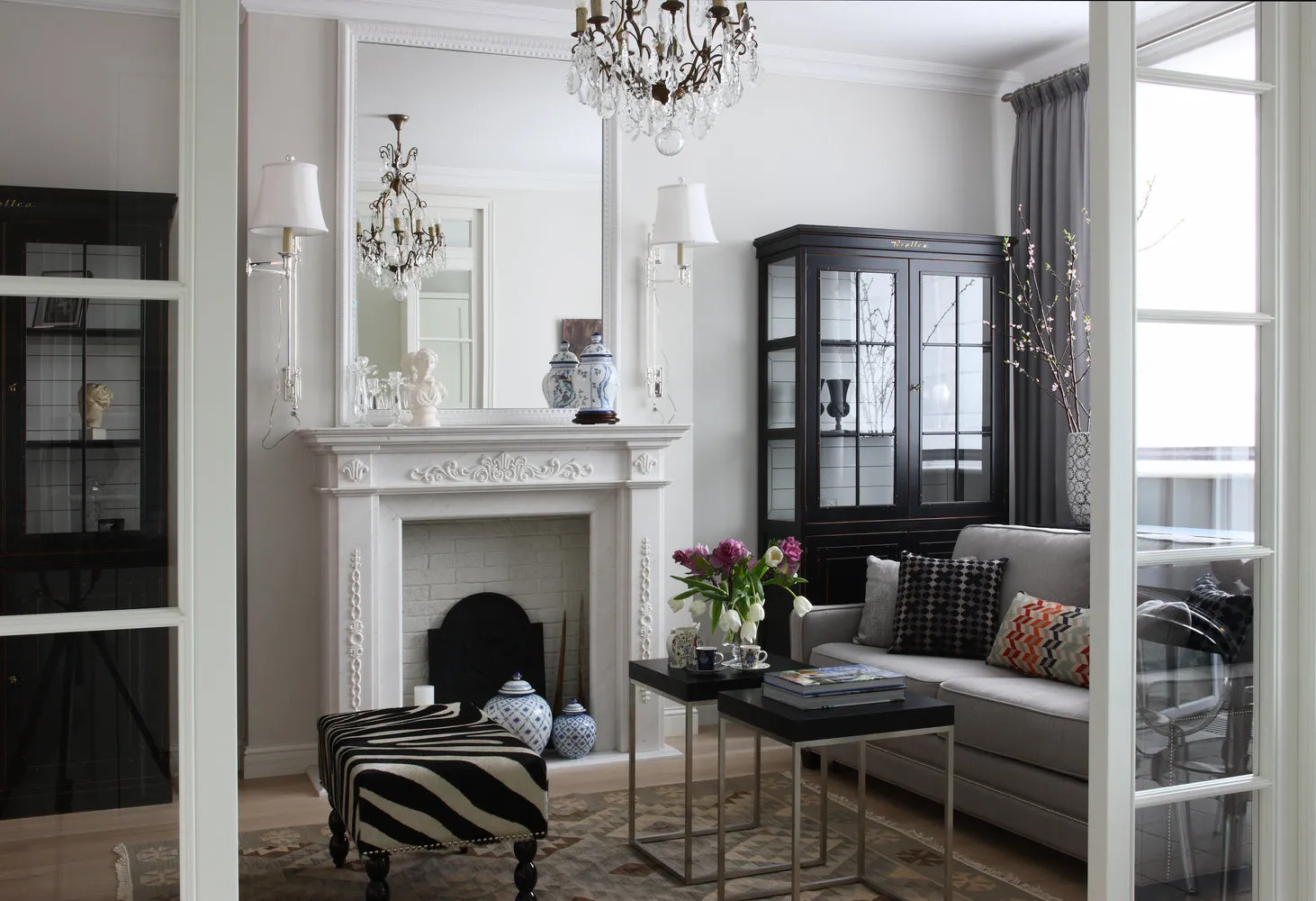 照片：经典客厅，技巧，玛丽娜·波克洛恩采娃，单体住宅，4+房间，超过90平方米 – 我们网站上的照片