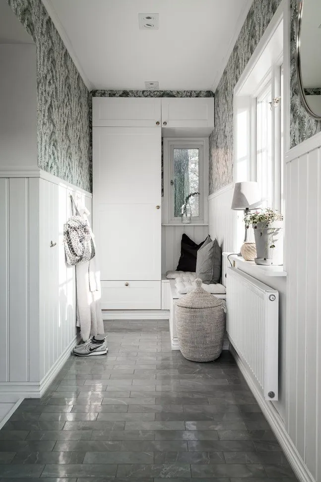 照片:北欧现代风格门厅,室内装饰,房屋,瑞典,灰色,哥德堡,中性色调装修,如何以现代风格布置房屋,4间及以上,90平方米以上 – 网站照片