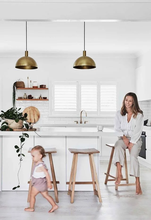 照片：海滩边的北欧风格白色别墅，室内装饰，家居，白色，4+间房，90多平方米 – 我们网站上的照片