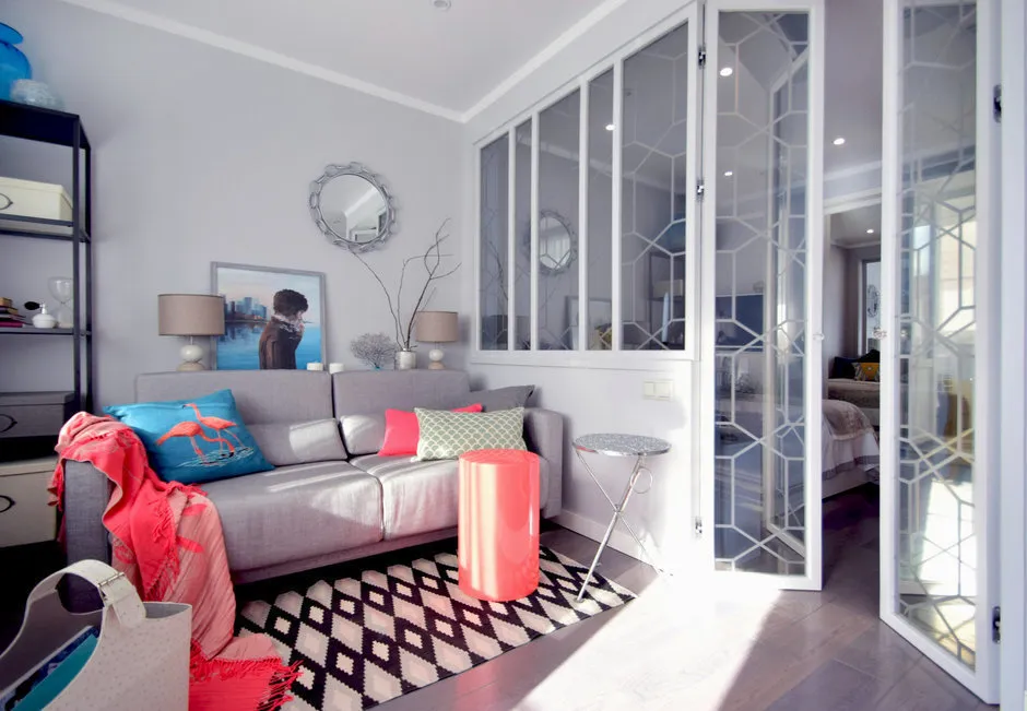 设计:纳塔莉亚·查伊卡,亚历山德拉·莫罗佐娃