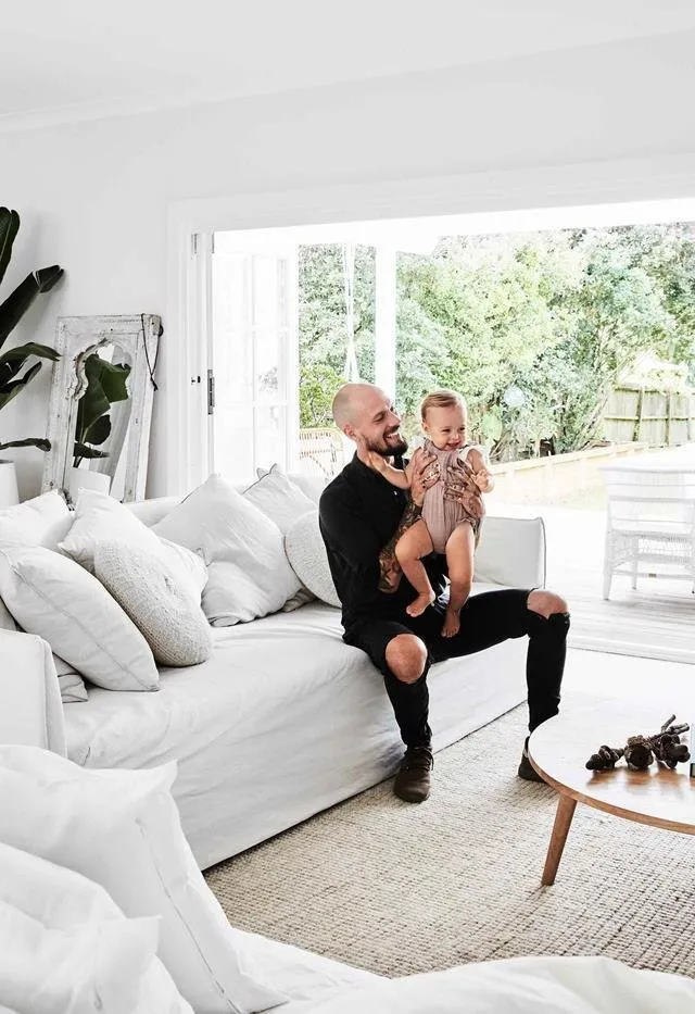 照片：海滩边的北欧风格白色别墅，室内装饰，家居，白色，4+间房，90多平方米 – 我们网站上的照片