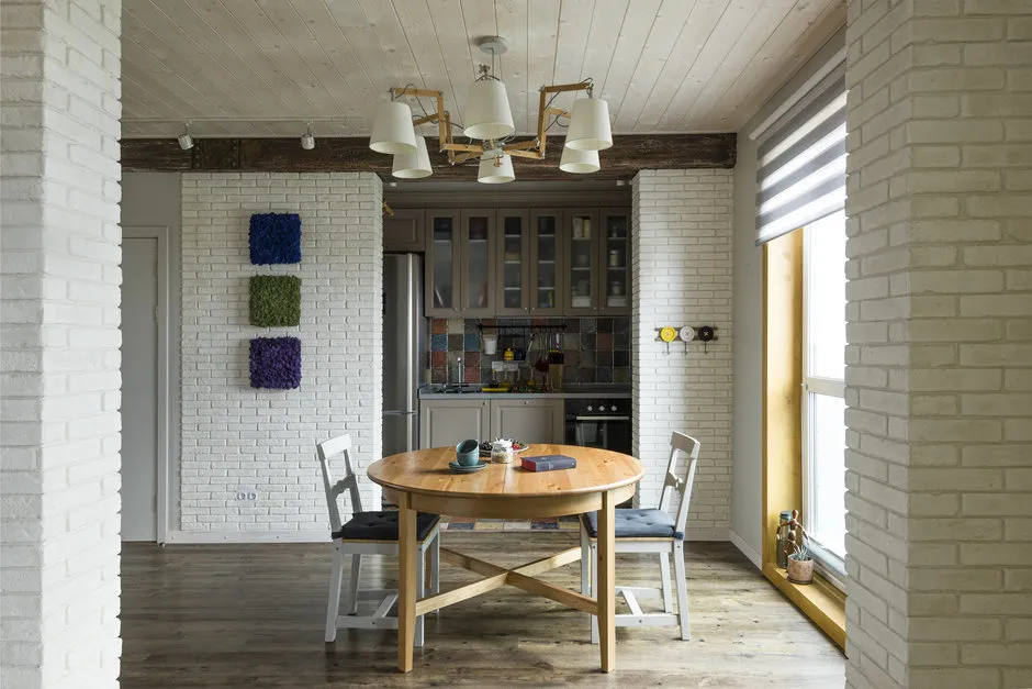 设计：玛丽娜·斯塔什科娃，叶连娜·博罗夫科娃