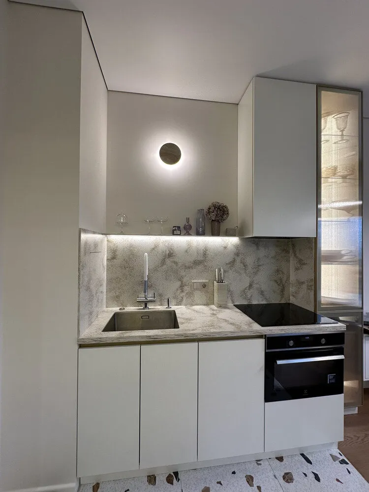 Фотография: в стиле , Современный, Квартира, Проект дня, 3 комнаты, 40-60 метров, Лина Князева, Виктория Тозлян – фото на нашем сайте