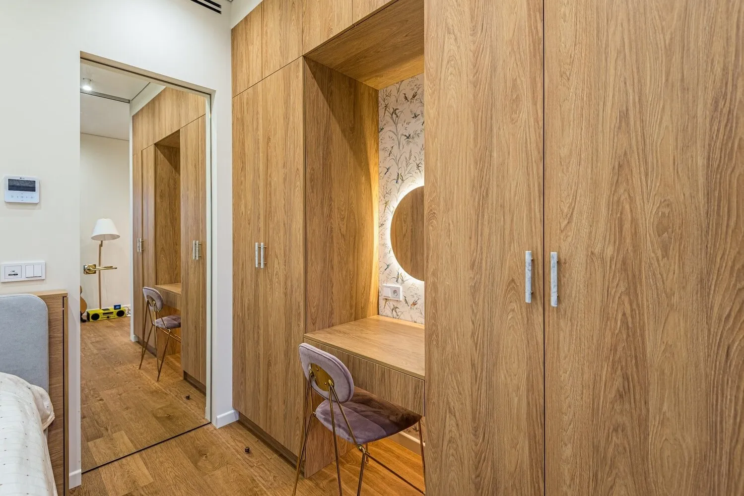 Фотография: в стиле , Современный, Квартира, Проект дня, 3 комнаты, 40-60 метров, Лина Князева, Виктория Тозлян – фото на нашем сайте