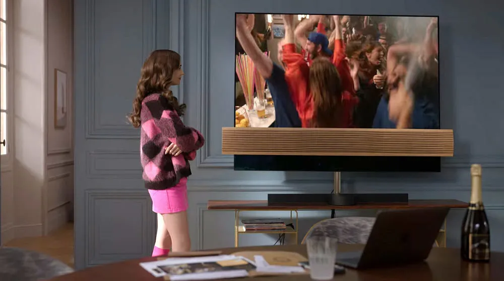 Кадр із серіалу Емілі в Парижі