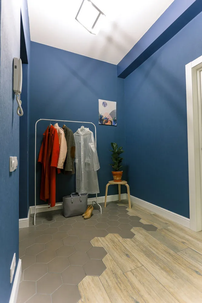 Foto: Vestíbulo en estilo moderno, Minimalismo, Consejos, zona sucia – foto en nuestro sitio web