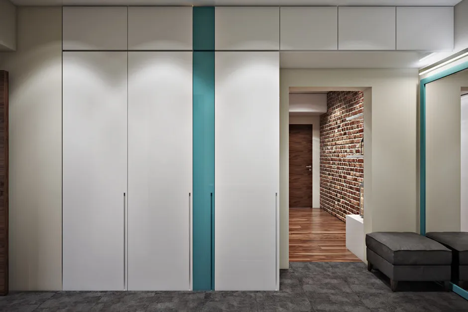 Фотографія: Гостьова в стилі Лофт, Прихожа, Квартира, Студія, Дім, Декор, Поради, Білий, Чорний, Червоний, Сірий, Коричневий, 1 кімната, 2 кімнати, 3 кімнати, енциклопедія_декор – фото на нашому сайті