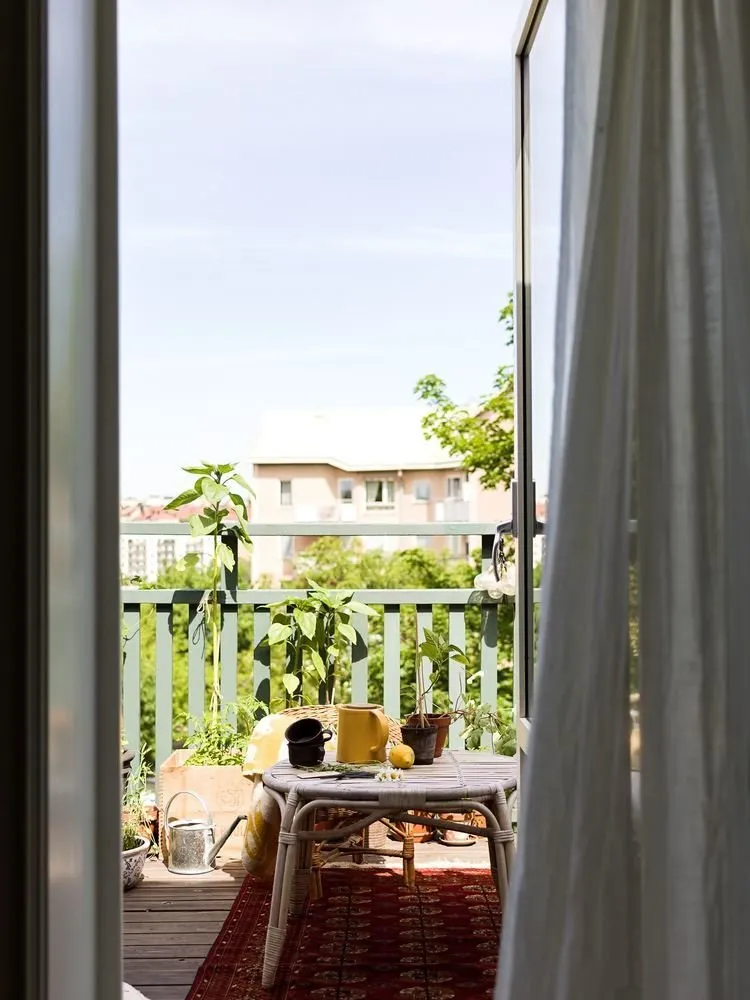 Фотографія: Балкон в стилі Скандинавія, Сучасний, Квартира, Поради, Мінімалізм, 40-60 метрів – фото на нашому сайті