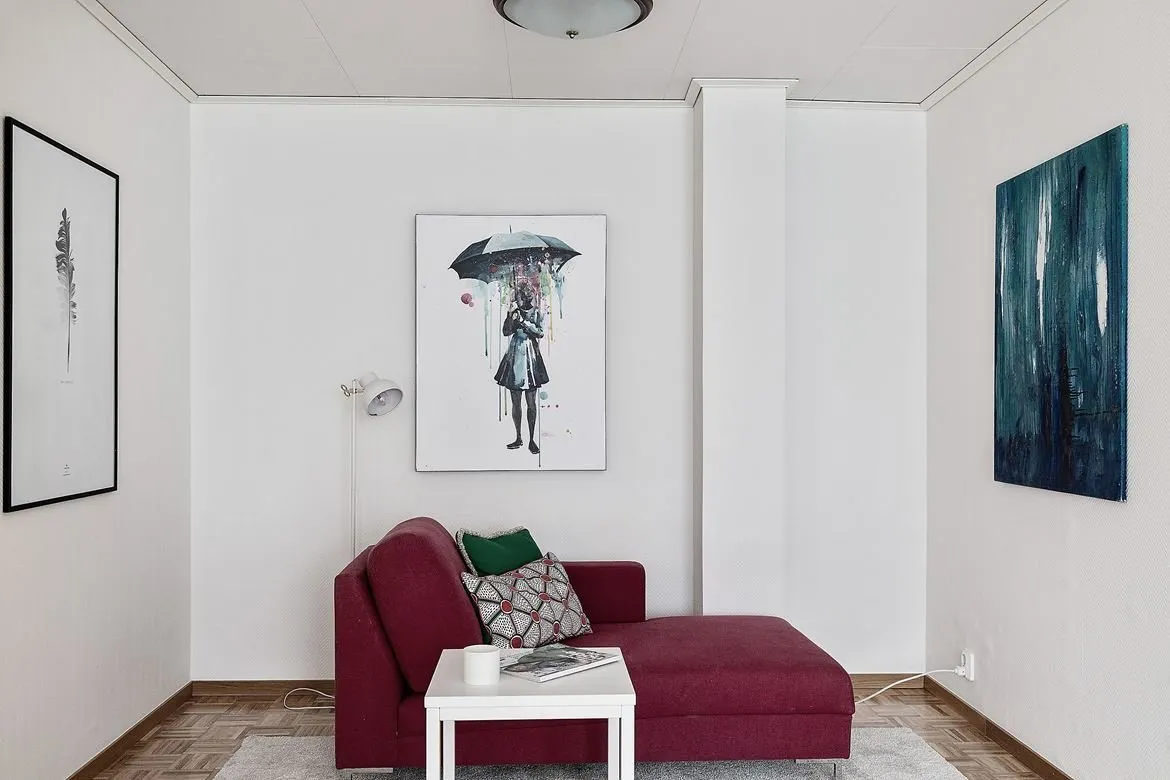 照片:极简风格客厅、厨房和餐厅、室内装饰、房屋、瑞典、斯德哥尔摩、如何营造温馨氛围、4人或以上、超过90平方米、接待式室内设计 – 我们网站上的照片