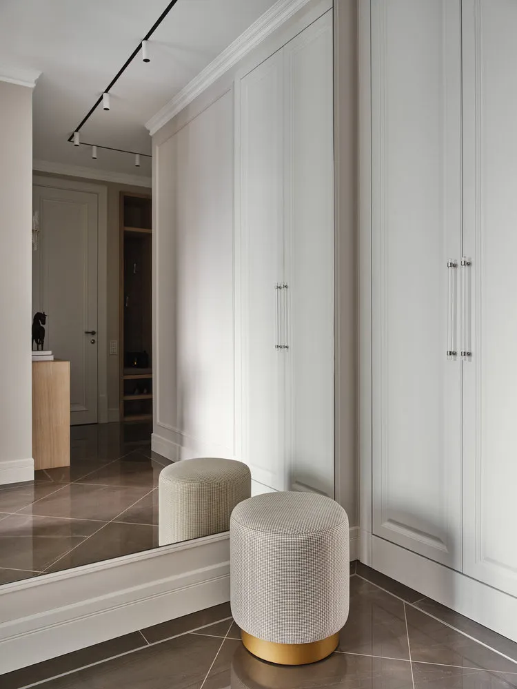 Foto: Entrada en estilo Clásico, Moderno, Apartamento, Proyecto de la Semana, Moscú, Lidia Bolshakova, NW-Interior, 3 habitaciones, 60-90 metros – foto en nuestro sitio web