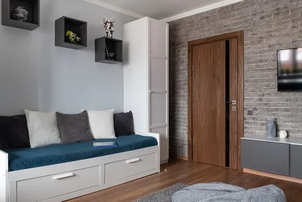 Design : Anastassia Kondurina