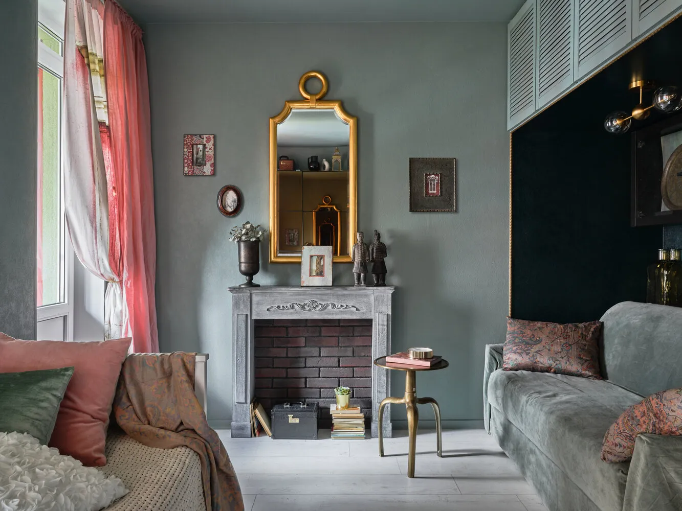 Foto: Sala en estilo Ecléctico, Oriental, Apartamento pequeño, Departamento, Estudio, Proyecto de la semana, San Petersburgo, hasta 40 metros, Anna Tarasova, AT-INTERIORS, Varvara Ponomareva – fotos en nuestro sitio web