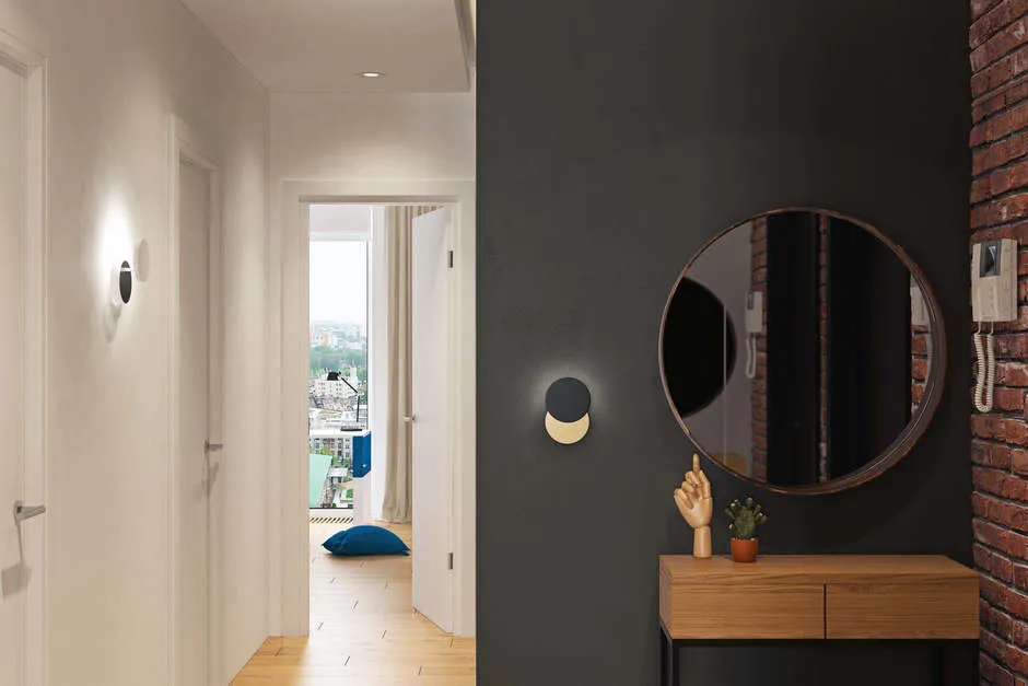 Фотографія: Прихожа в стилі Лофт, Квартира, Студія, Дім, Декор, Поради, Білий, Чорний, Червоний, Сірий, Коричневий, 1 кімната, 2 кімнати, 3 кімнати, енциклопедія_декор – фото на нашому сайті