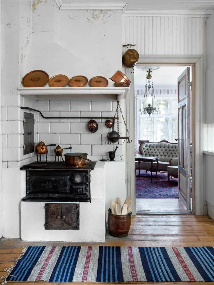 Photo: Kitchen and Dining Room in Provence and Country Style, House, Cottage, House and Cottage – photos on our website