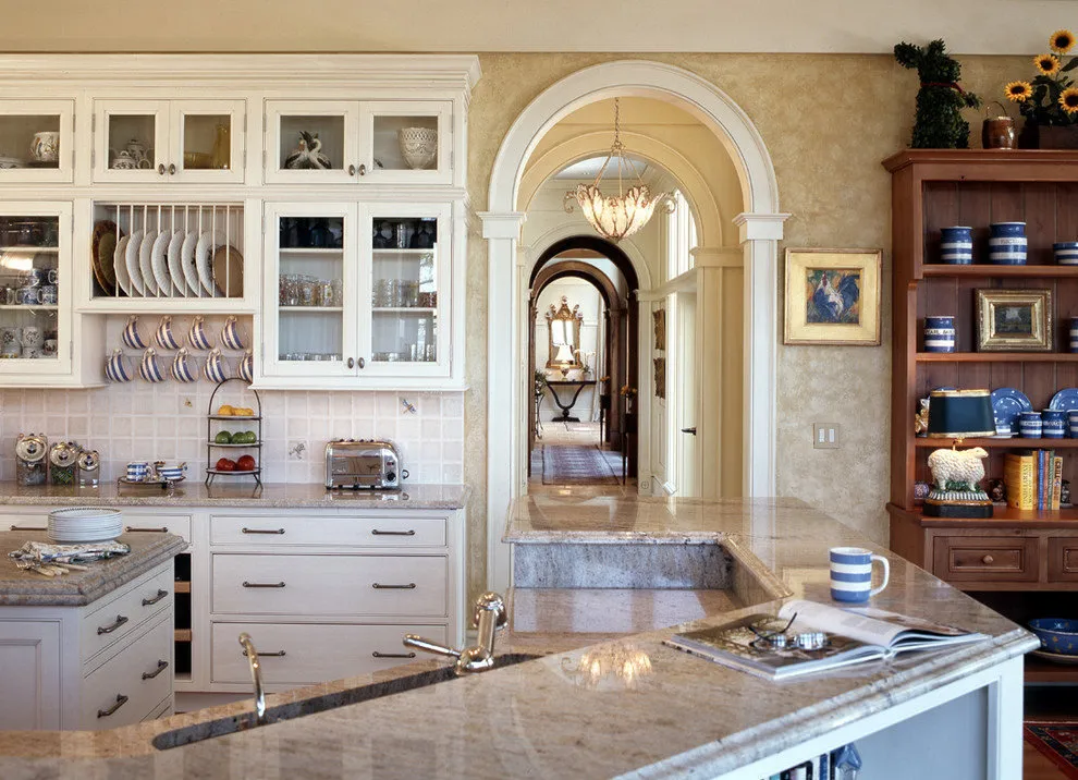 Фотографія: Кухня і столова в стилі Класичний, Поради – фото на нашому сайті