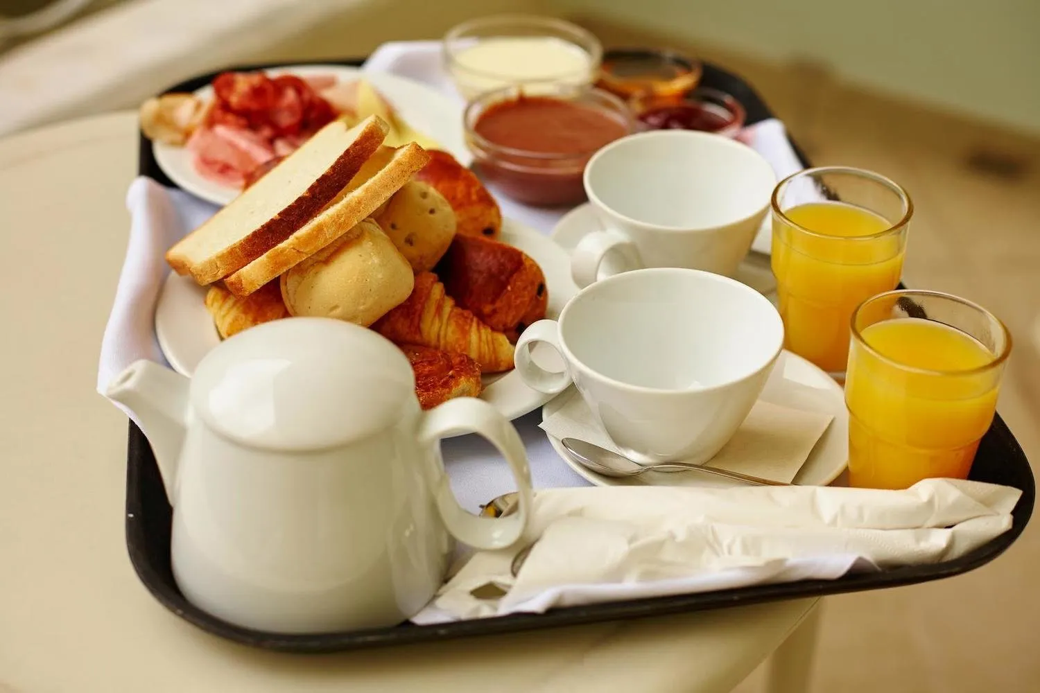 照片：时尚指南 – 我们网站上的照片