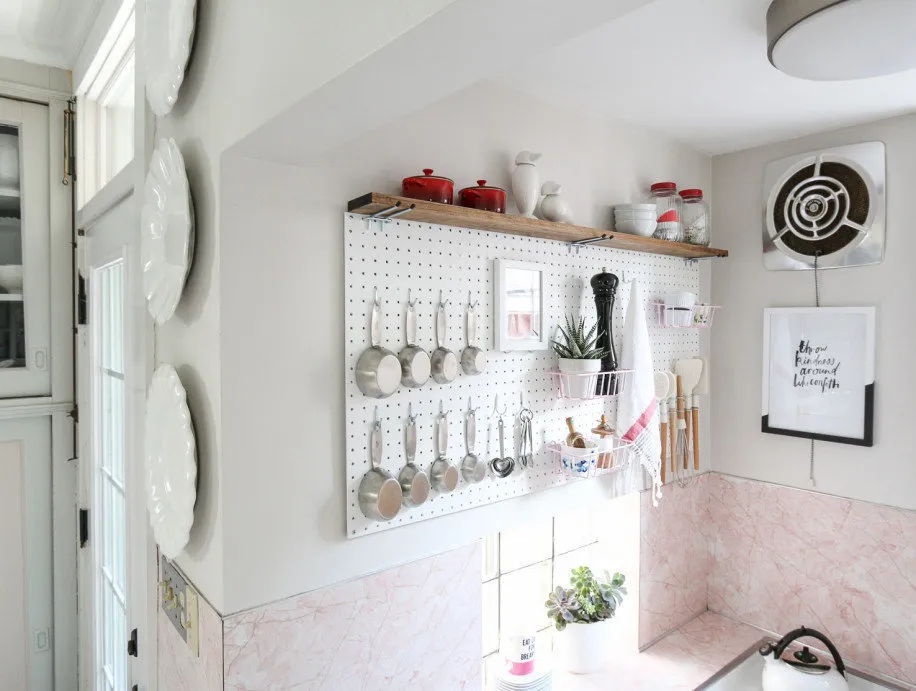 Photo : Cuisine et salle à manger en style Scandinave, Guide – photo sur notre site