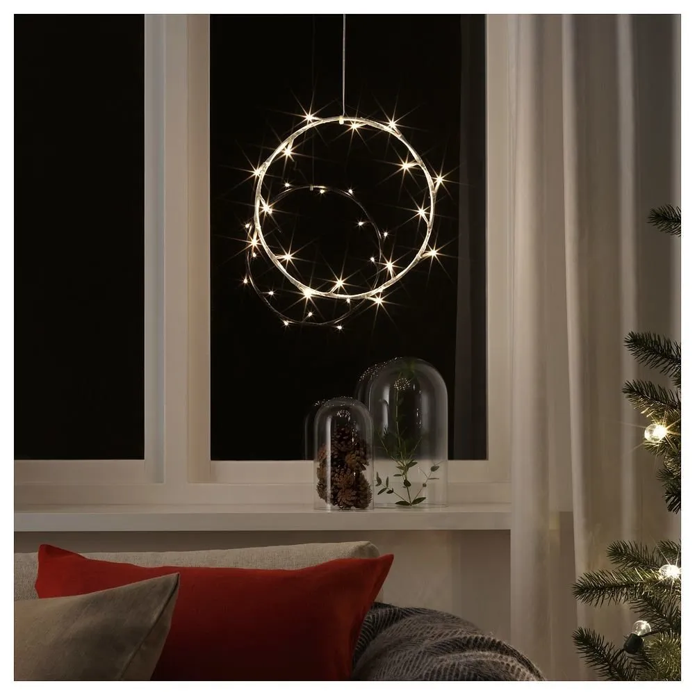 Фотография: в стиле , Гид, ИКЕА, новогоднее оформление интерьера, новогодний декор, новогодняя сервировка стола, зимний интерьер квартиры, много ИКЕА – фото на нашем сайте