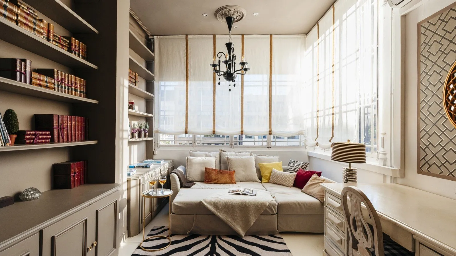 巴塞罗那市中心三居室公寓（每晚26,546卢布起）